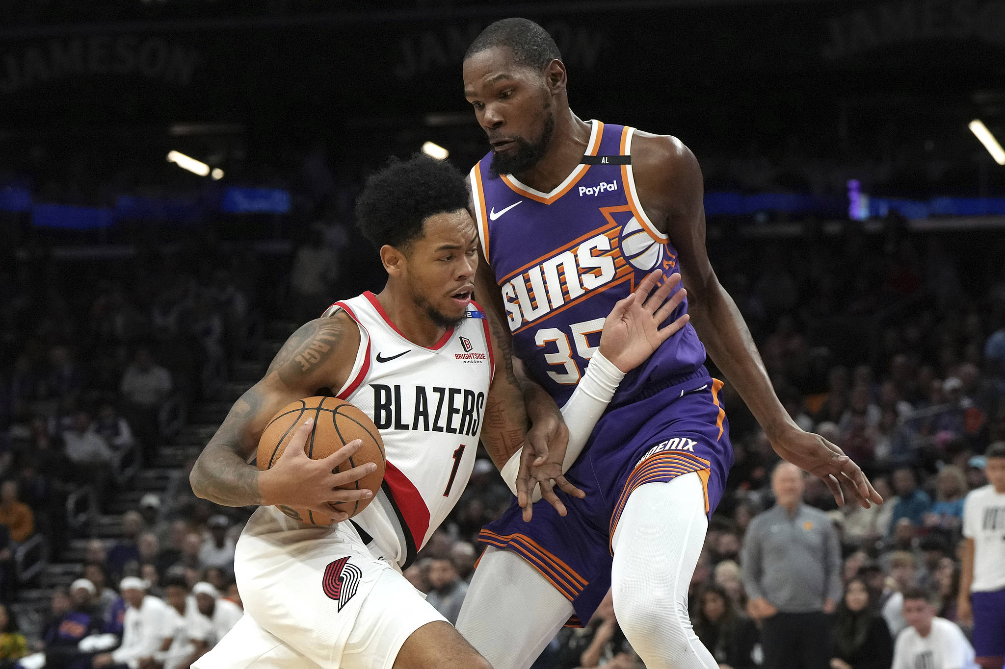 星空体育官方入口里程碑夜葡萄牙体育临场应变，NBA季后赛今夜刷纪录，压力陡增，阵容厚度经受考验的简单介绍