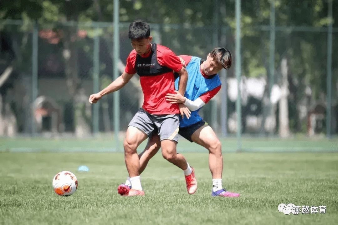 星空体育官网赛地聚焦：欧超杯冲刺阶段热度飙升；纽约尼克斯强势反弹；赛场秩序良好；阵容厚度经受考验的简单介绍